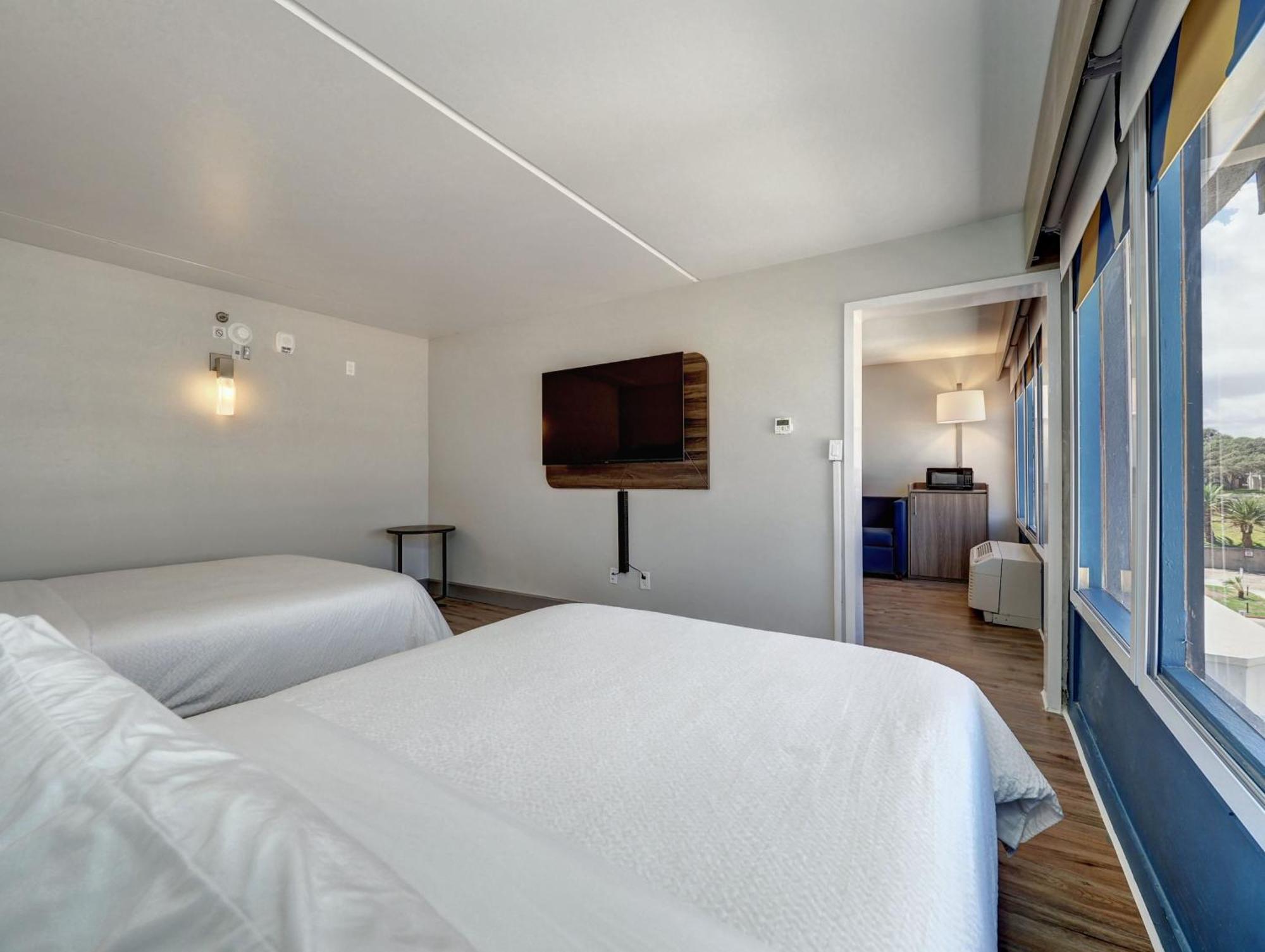 Holiday Inn Express Corpus Christi - Beachfront By Ihg Buitenkant foto