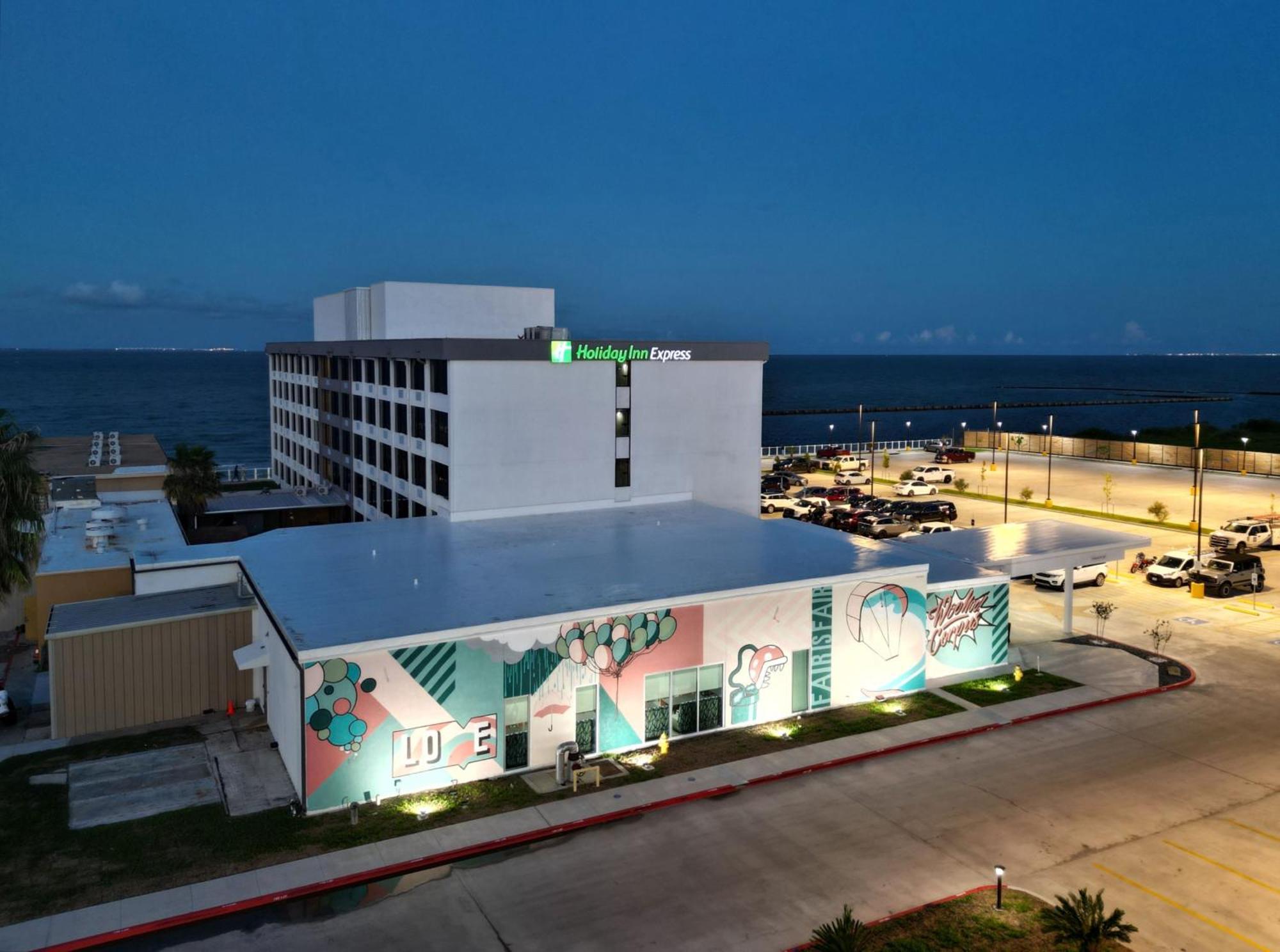 Holiday Inn Express Corpus Christi - Beachfront By Ihg Buitenkant foto