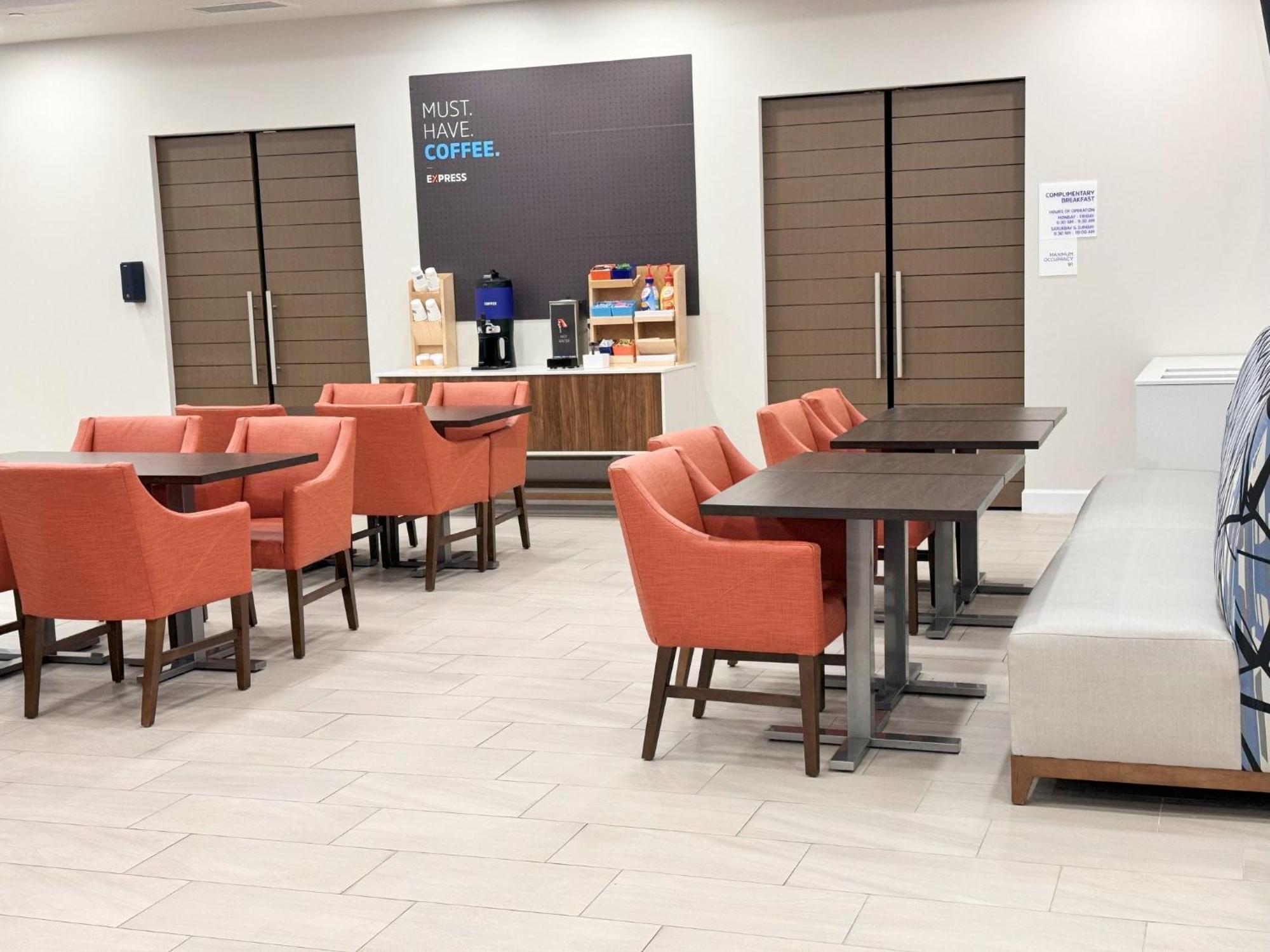 Holiday Inn Express Corpus Christi - Beachfront By Ihg Buitenkant foto