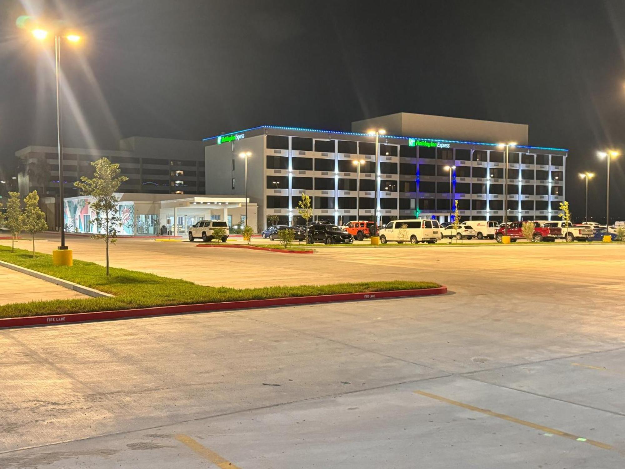 Holiday Inn Express Corpus Christi - Beachfront By Ihg Buitenkant foto