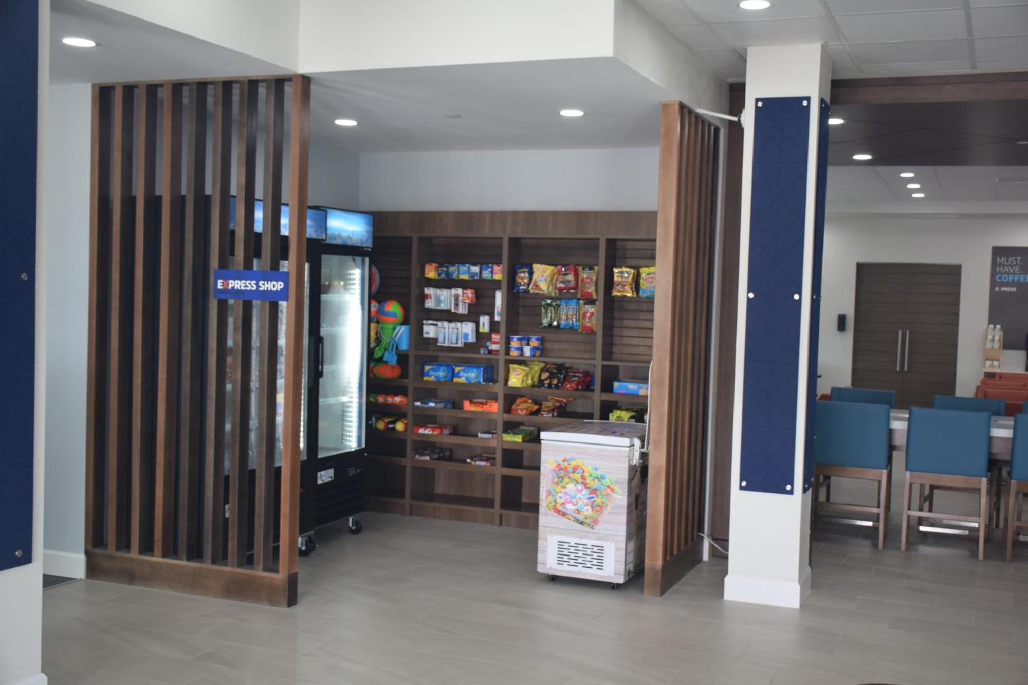 Holiday Inn Express Corpus Christi - Beachfront By Ihg Buitenkant foto